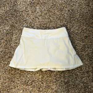 White Lululemon pleated skirt